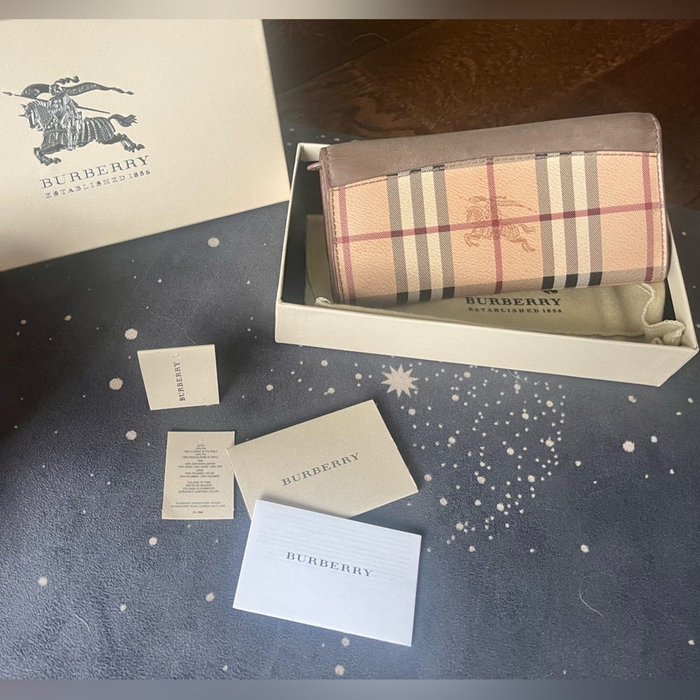 Burberry wallet